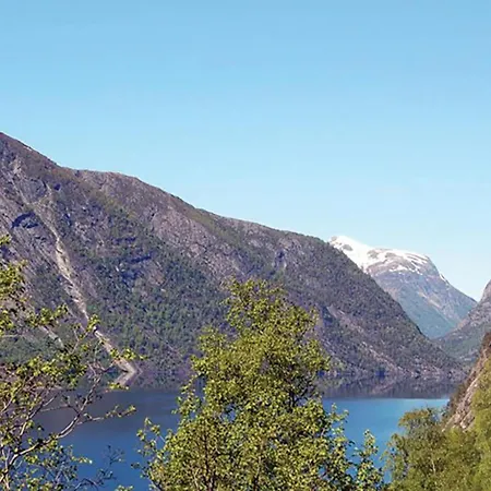 別荘 Lovely In Eikesdal With Kitchen